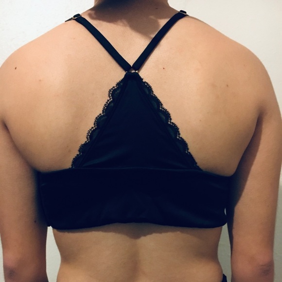 Victoria’s Secret Bralette - Picture 2 of 2